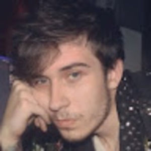 Meet your Posher, Lia